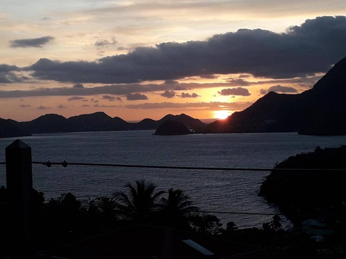 Ti Kaz Anoli Vue Epoustouflante Sur La Baie Villa Terre-de-Bas Buitenkant foto