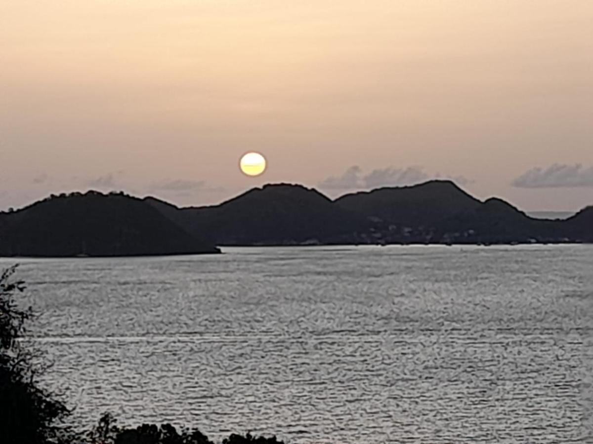 Ti Kaz Anoli Vue Epoustouflante Sur La Baie Villa Terre-de-Bas Buitenkant foto